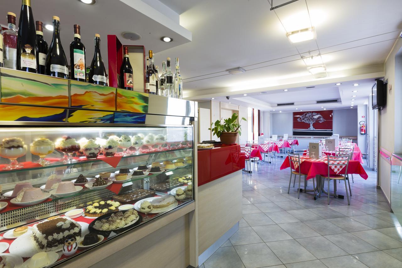 Albergo Verdi Novi Ligure Zewnętrze zdjęcie
