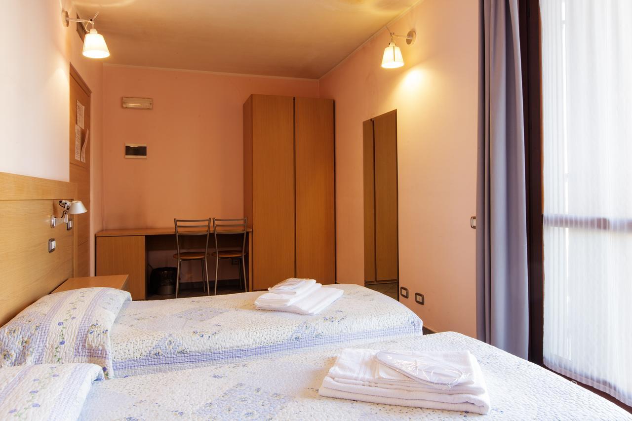 Albergo Verdi Novi Ligure Zewnętrze zdjęcie